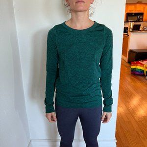 Lululemon Long Sleeve Shirt - Green